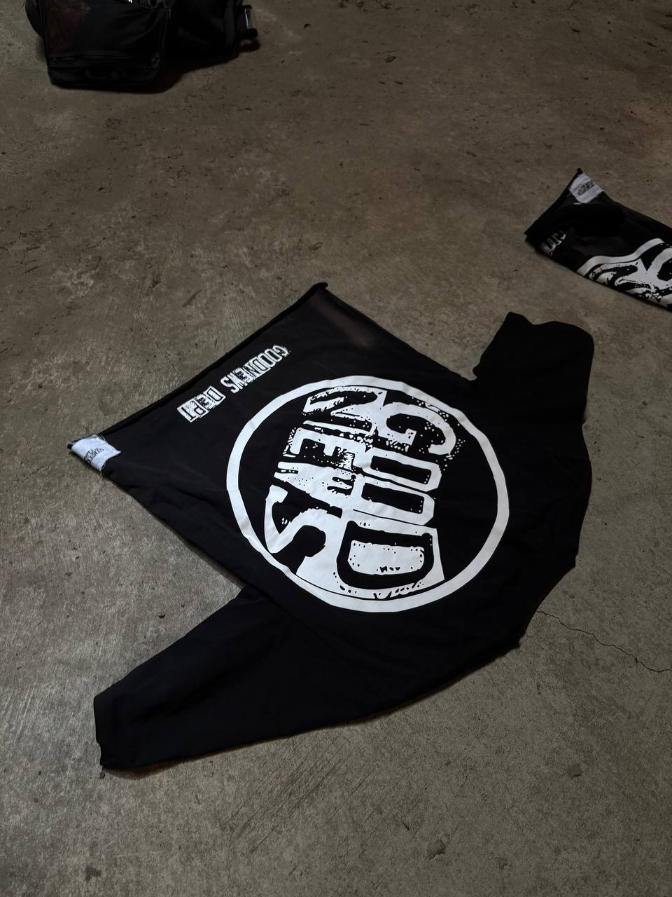 Goodnews tee