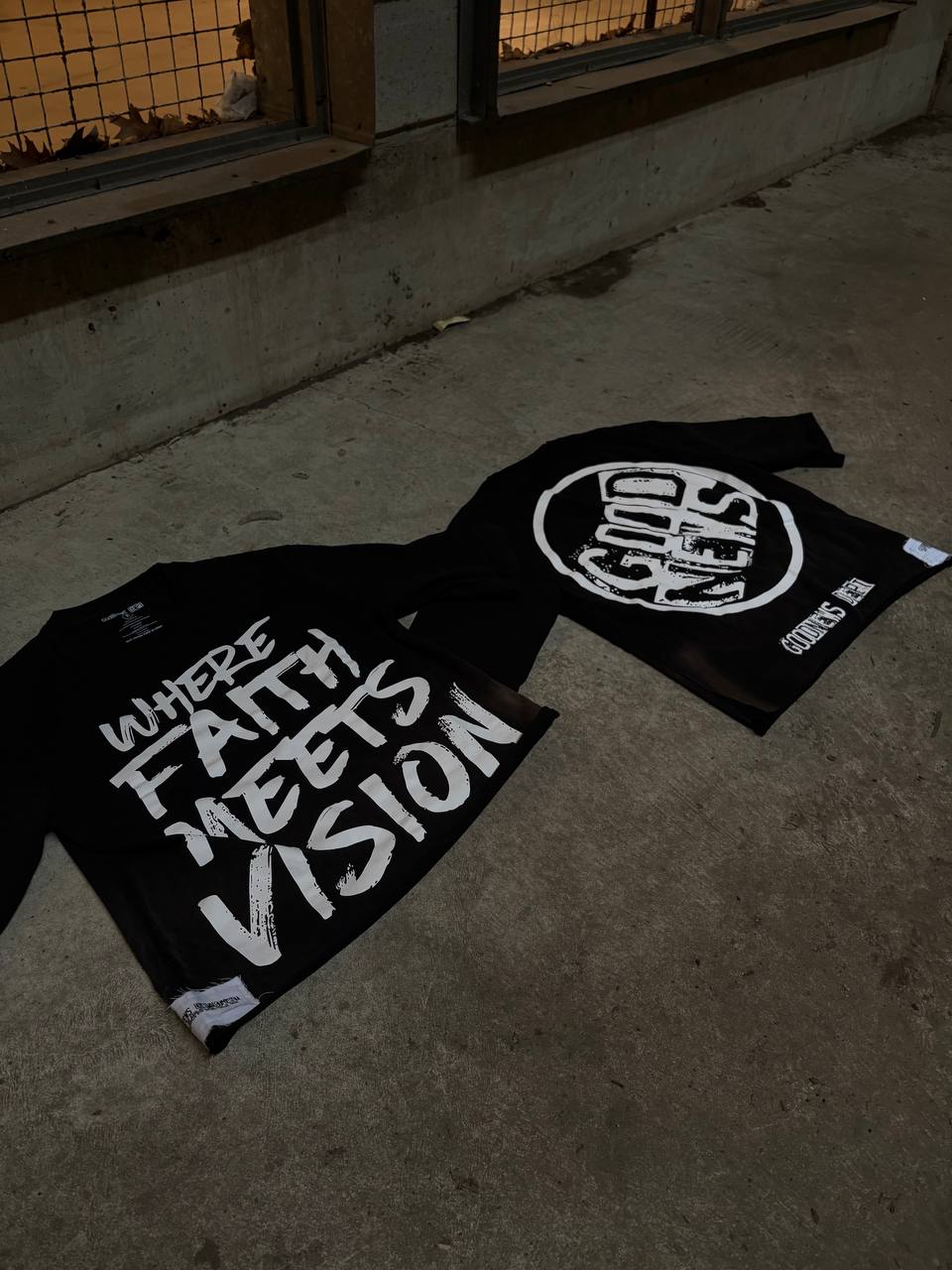 Goodnews tee