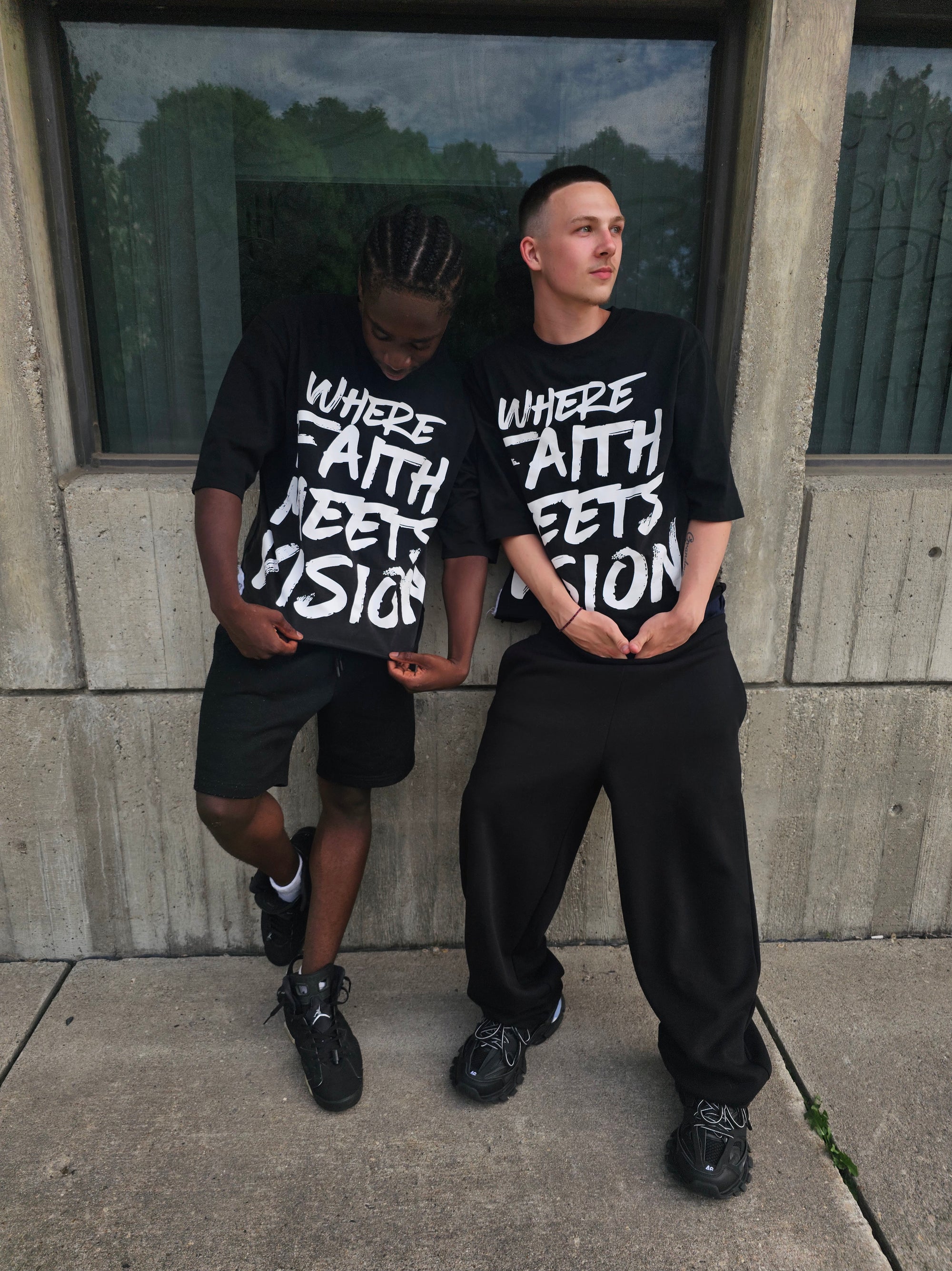 Goodnews tee
