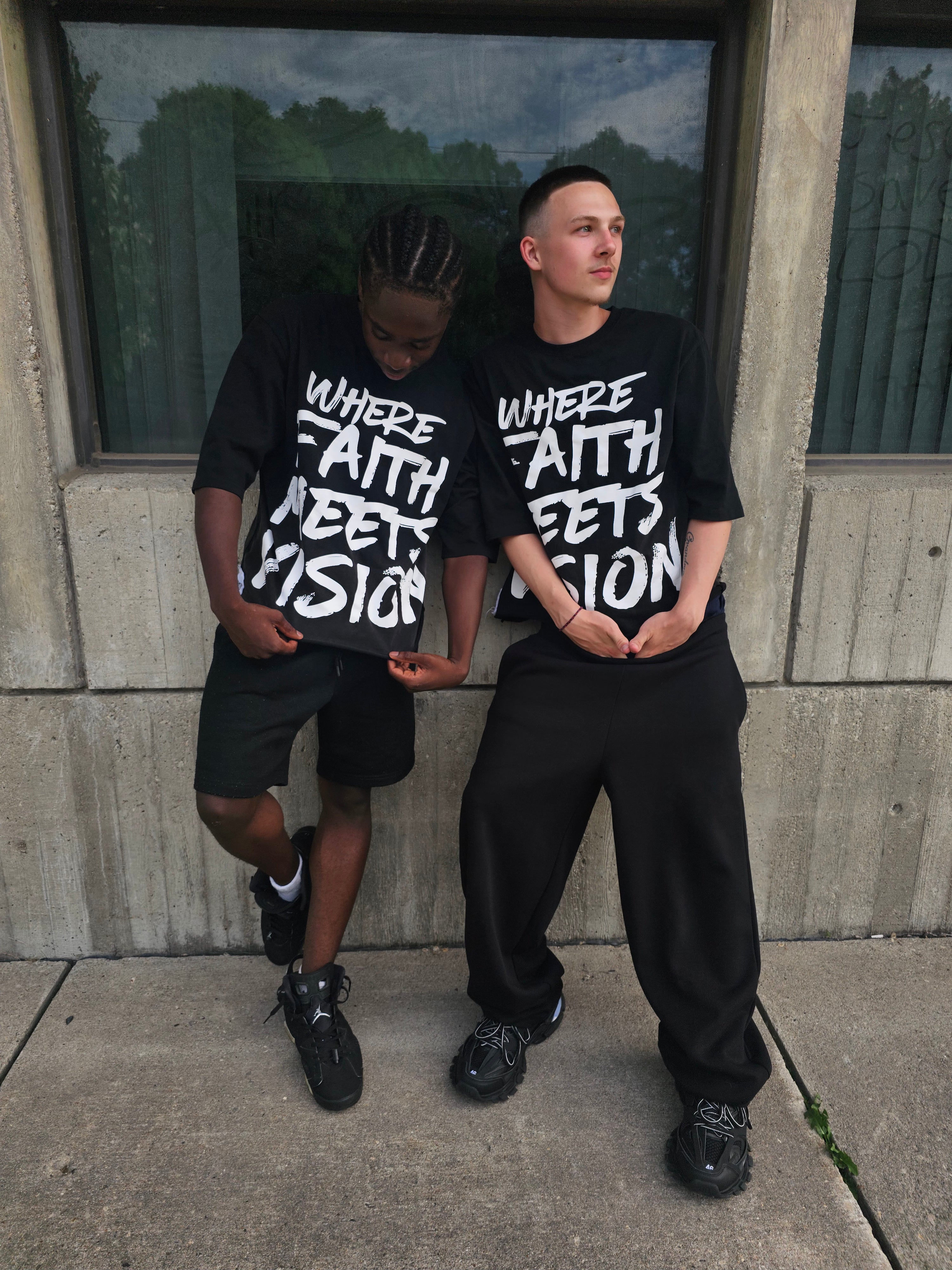 Goodnews tee